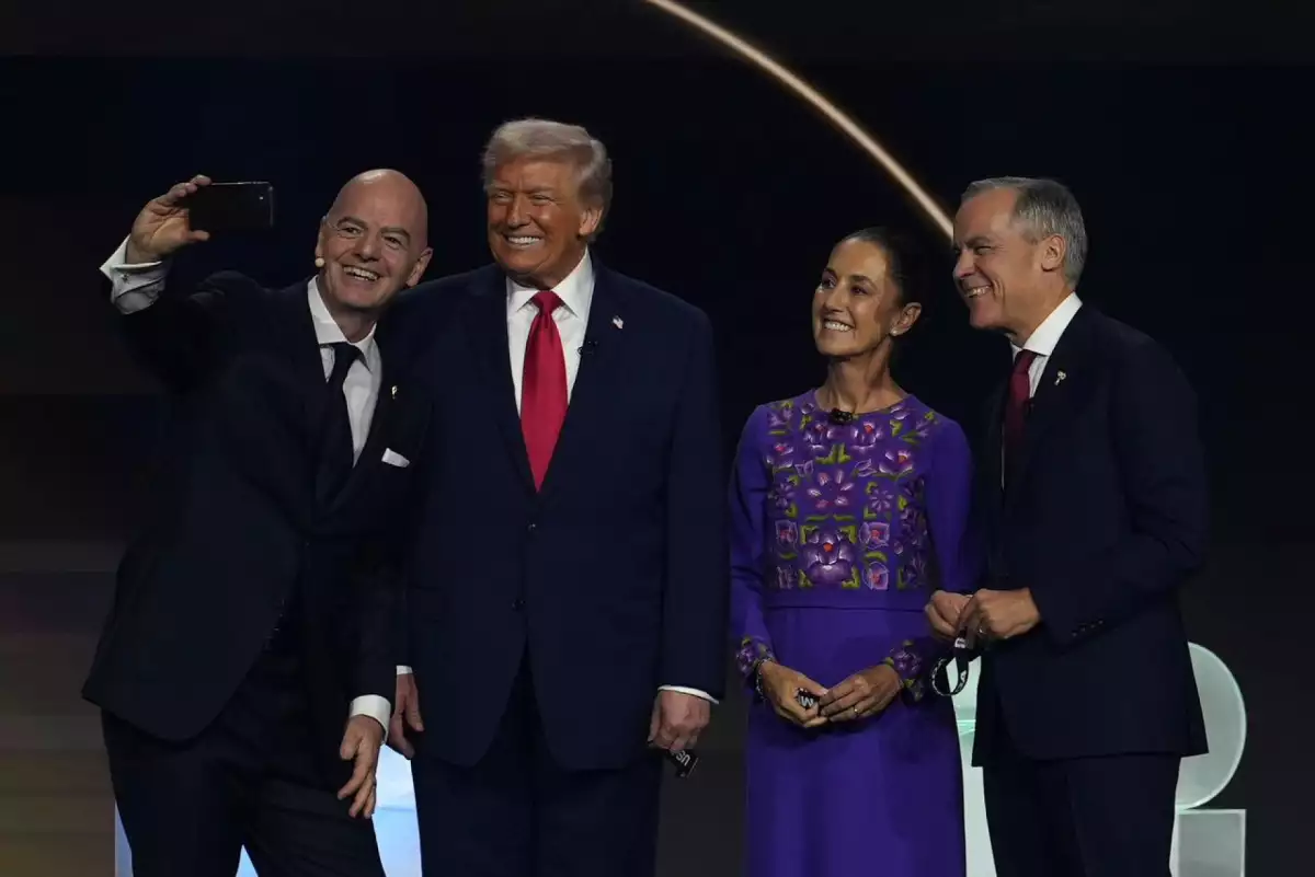 Sheinbaum Sorteo Mundial.jpg