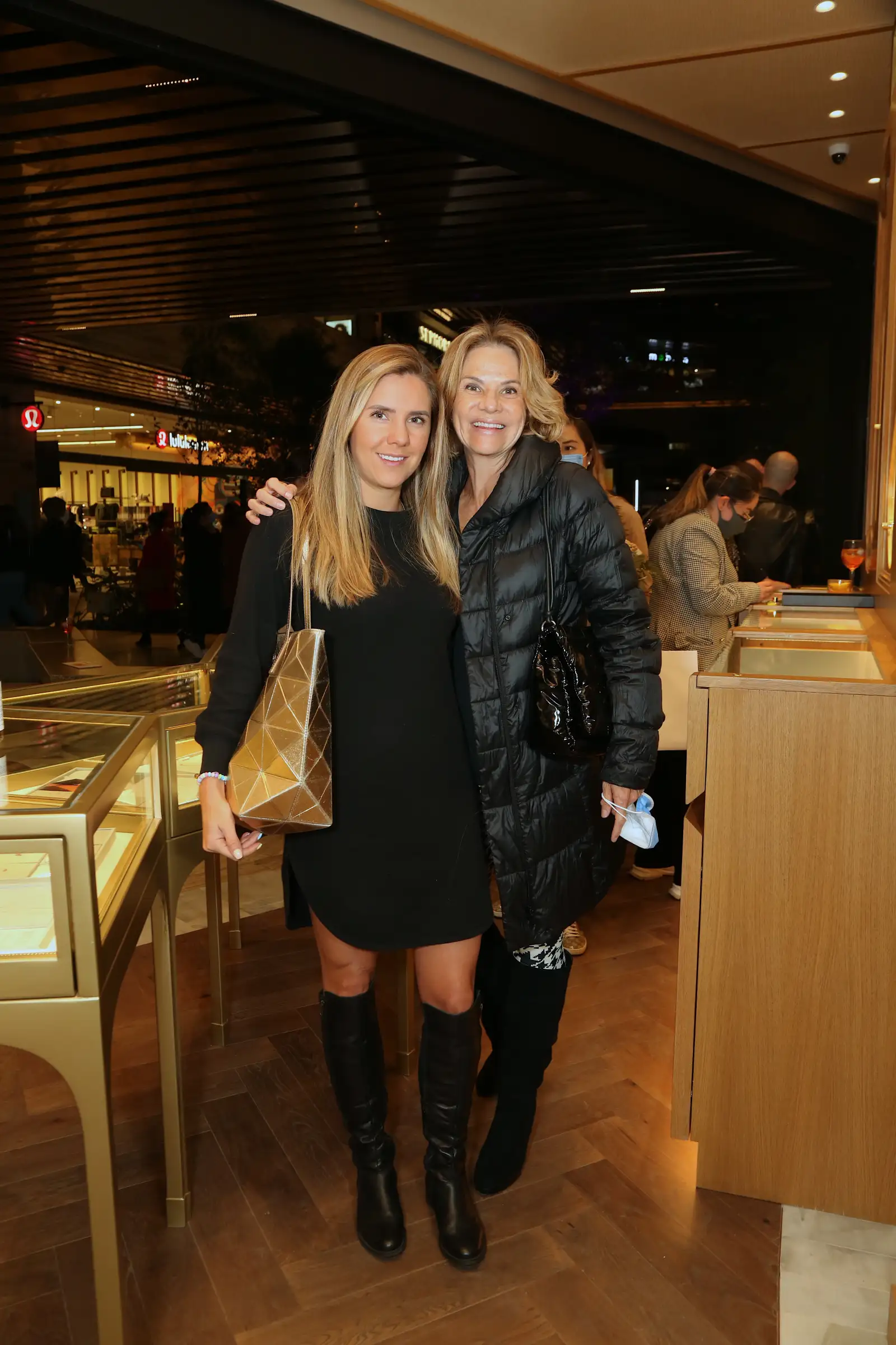 APERTURA ARISTOCRAZY, ARTZ PEDREGAL