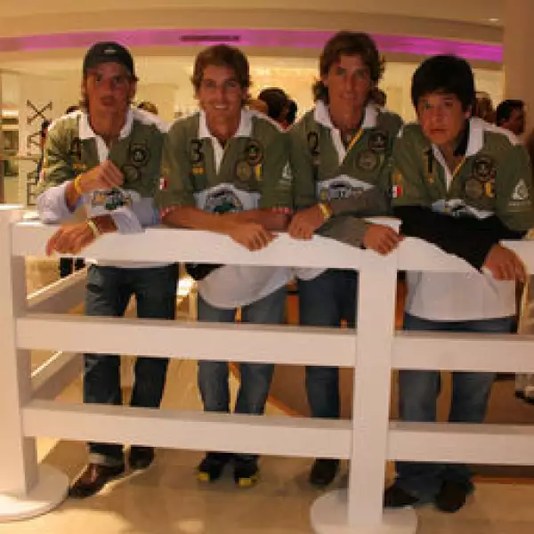 Juan Cruz Guevara, Juan Facundo, Juan Manuel, Romarico Arroyo