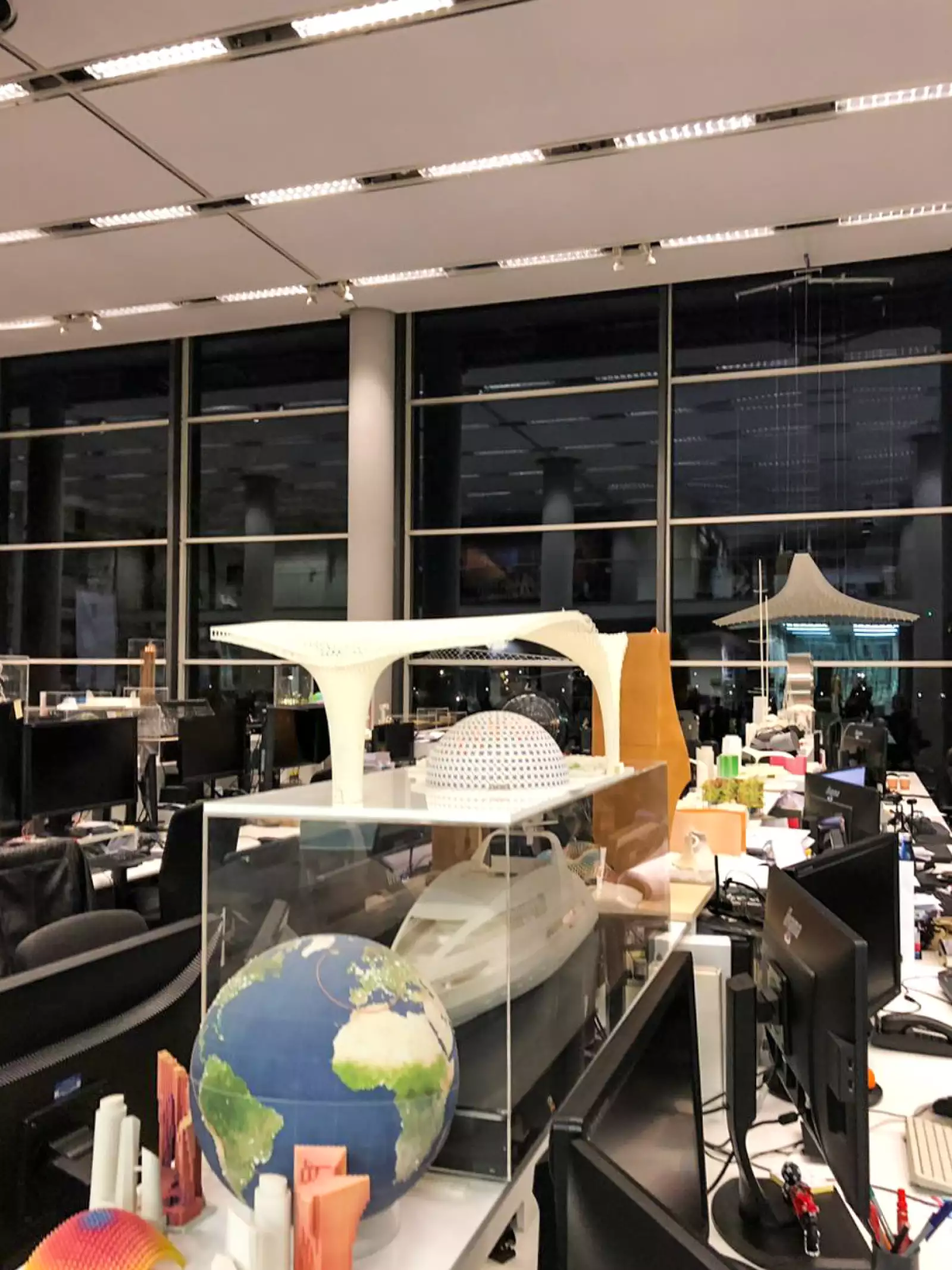 El despacho del Pritzker 1999