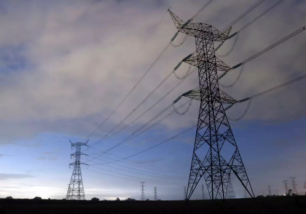 Eurodiputados con dudas por la reforma energética de AMLO