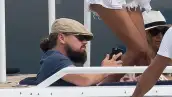 Después de asistir a la gala benéfica que organizó el actor en este lugar, y a la que asistieron numerosas celebridades, algunas permanecieron ahí para disfrutar de la playa.
