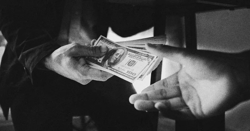 portada del podcast Política y otros datos (corrupción en México)