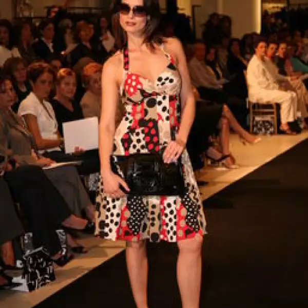 Aspecto. desfile Saks