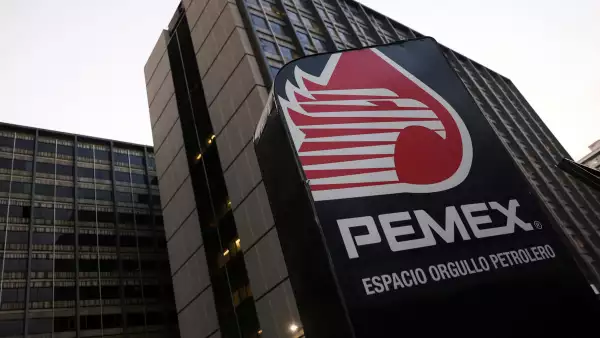 (Edificio corporativo de Pemex en la CDMX)