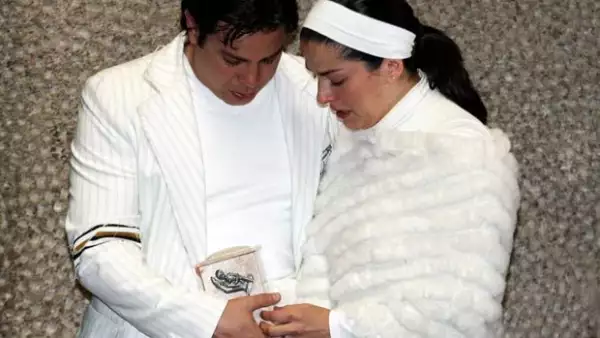 El pasado 24 de marzo, la artista se convirtió en madre por primera vez y su hija, de nombre Sophia, pesó dos kilos 400 gramos, sin embargo, su salud siempre fue delicada.