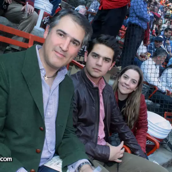 Alejandro Grisi, Alejandro Jr. Grisi y Daniela Correa