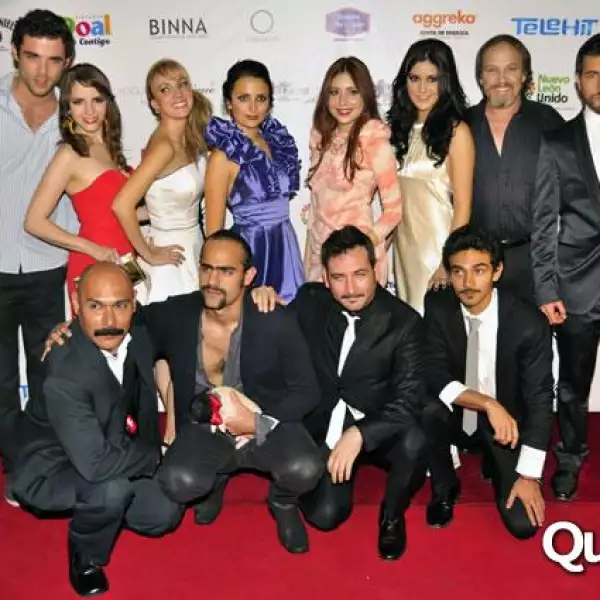 Presentación de la serie MORIR EN MARTES