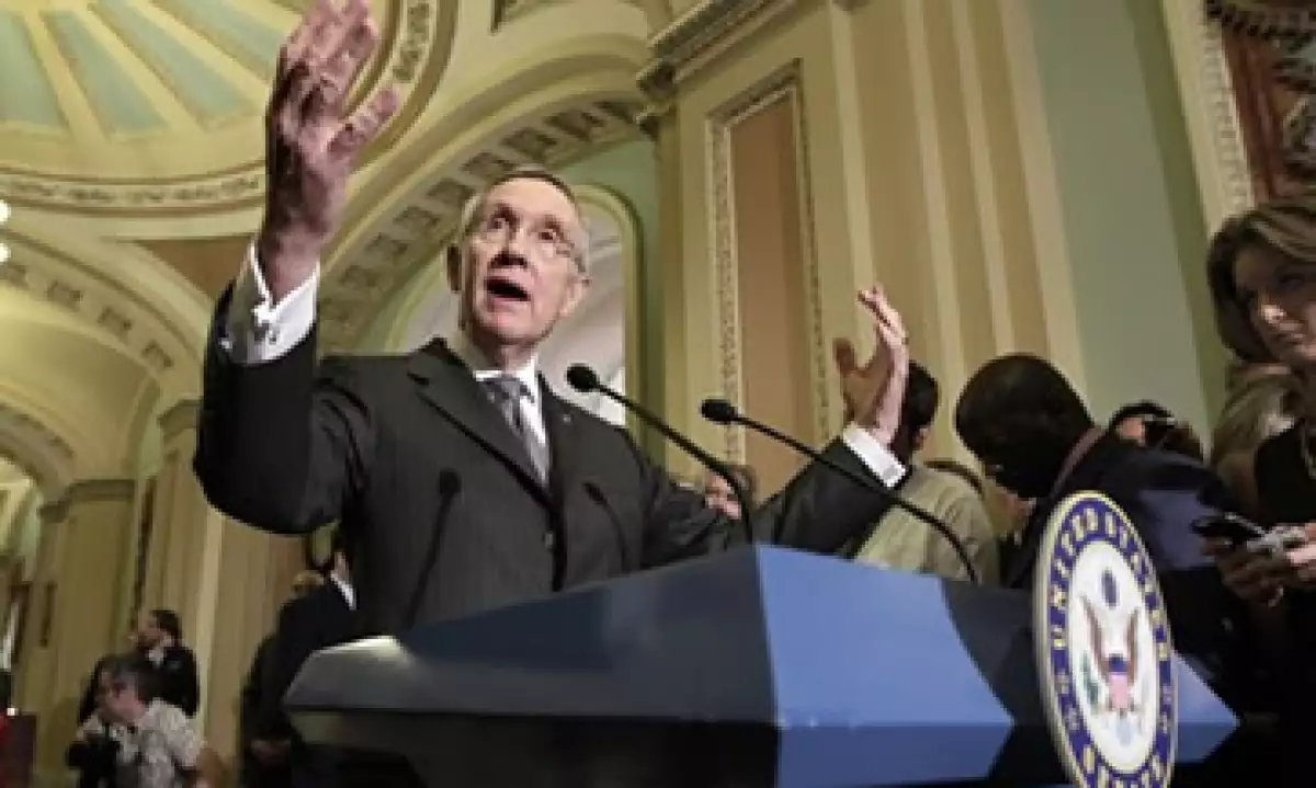 Harry Reid, el líder de los demócratas en el Senado asegura que su proyecto es la última oportunidad para salvar a EU del impago. (Foto: AP)