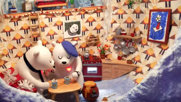 01-macys-holiday-windows-2018