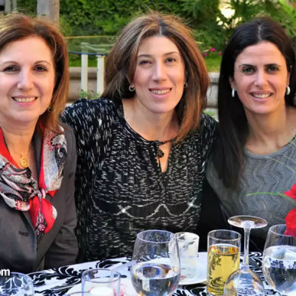 Cecilia Santorius,Claudia Bichara y Jhovanna Kawas de Zuraik