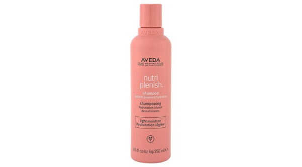 cuarentena-pelo-lavado-lavar-shampoo-acondicionador-cuidado-agua-aveda.jpg