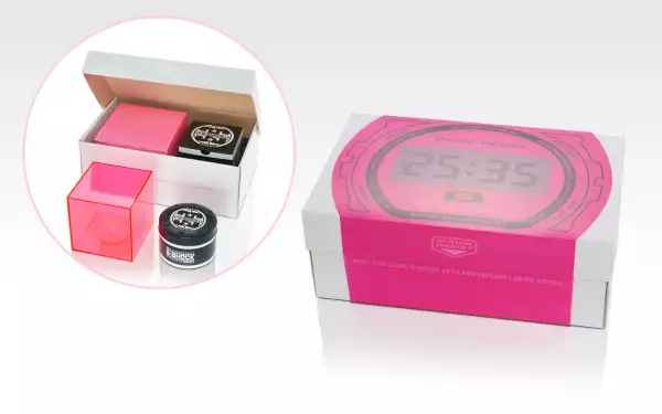 El número de serie de la pieza se muestra en un estilo similar a la hora