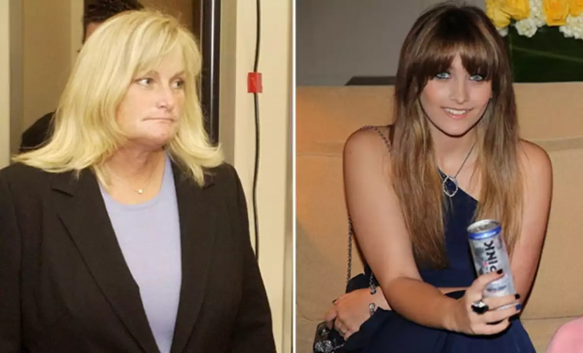 Debbie Rowe compartió en las redes sociales que está acompañando a Paris en su recuperación, y por este medio aseguró que la adolescente tiene la misma voluntad que Michael para salir adelante.
