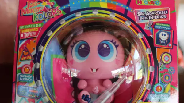 Así se fabrican los Ksi-meritos, los bebés alienígenas mexicanos que conquistan Latinoamérica