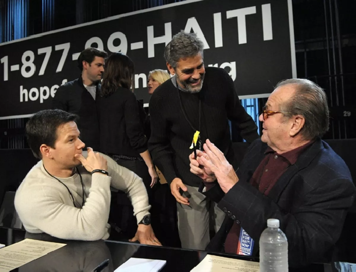 George Clooney organizó el teletón.