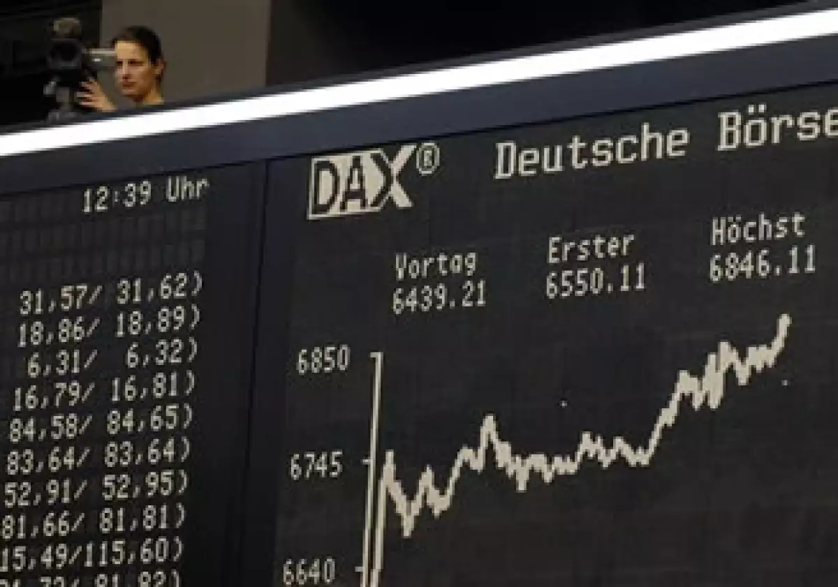 Las acciones europeas también se vieron afectadas por datos de la inflación estadounidense. (Foto: AP)