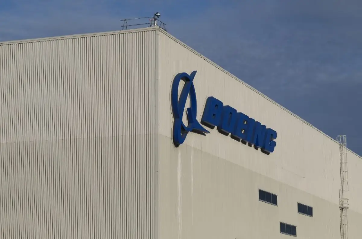 Fachada de edificio de Boeing
