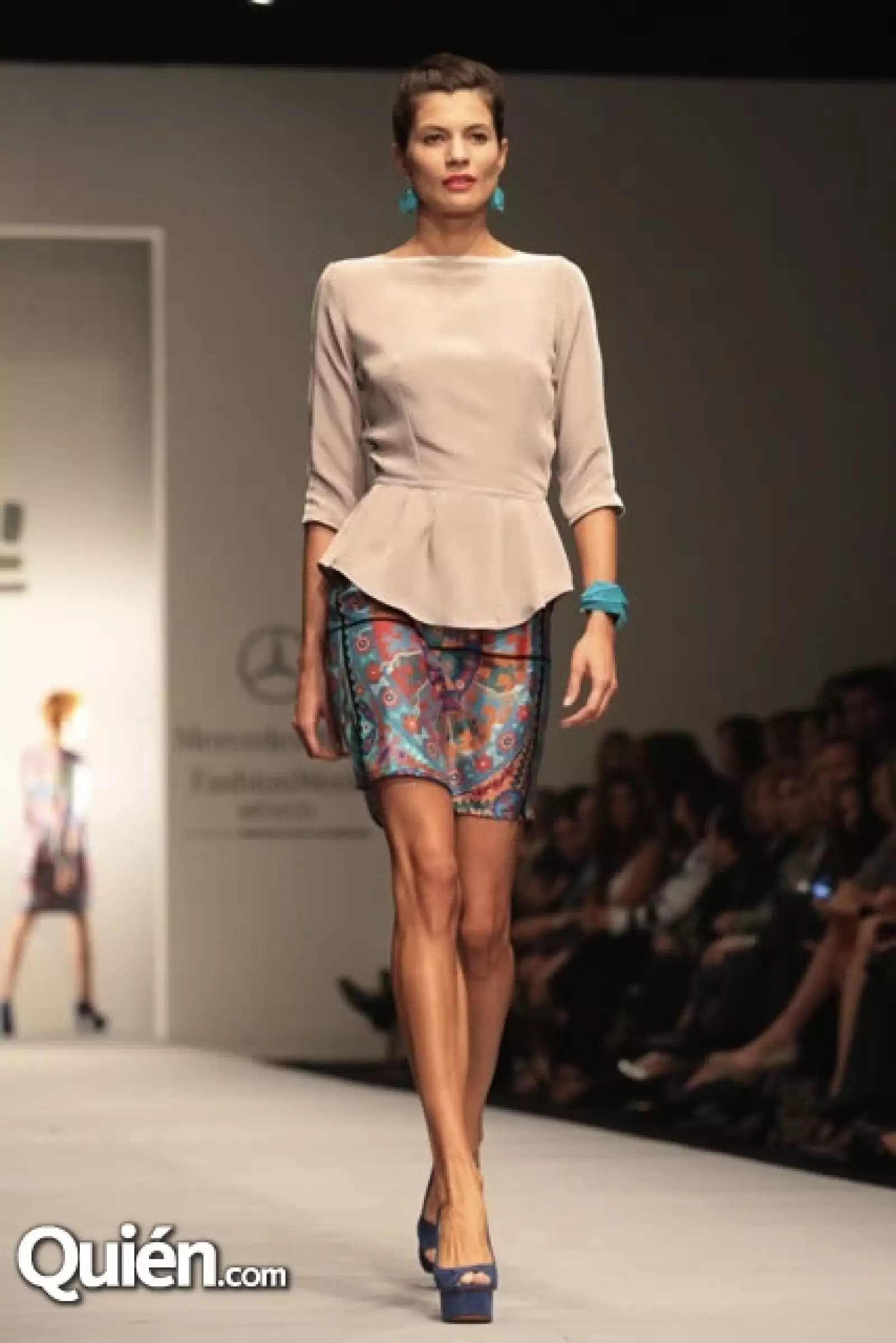 Pasarela Pineda Covalín