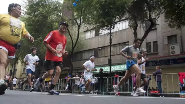 corredores maraton df