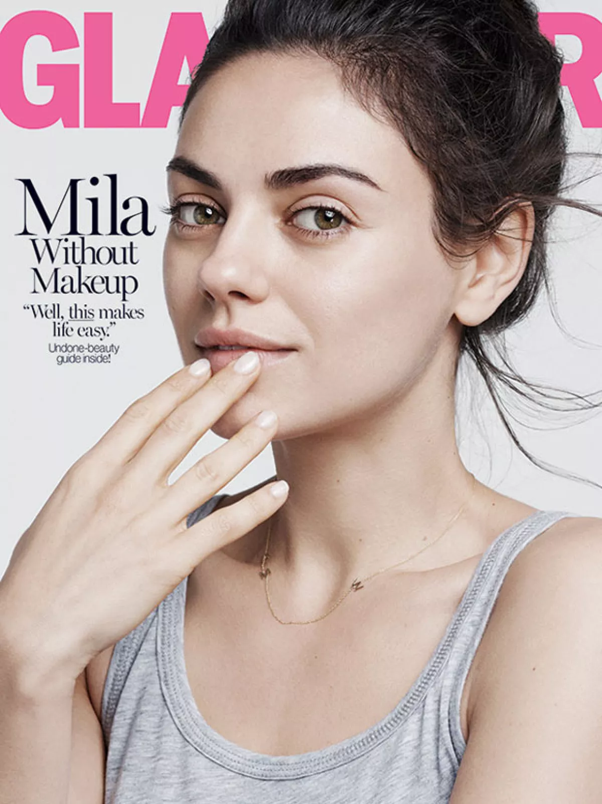 Hace unos días se revelo la portada de una revista de moda, en la que la actriz posa sin una gota de maquillaje.