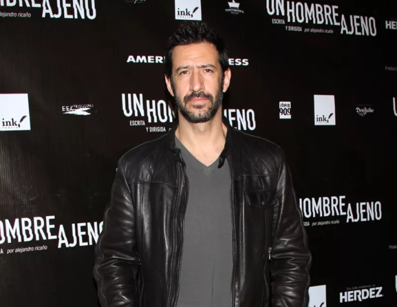 A sus 43 años, el actor comparte su faceta más personal, cómo ha superado los malos momentos y su soporte en la vida.