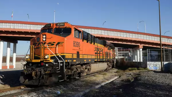 decreto de trenes de pasajeros en México