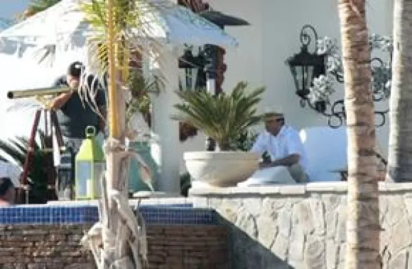Se hospedó en el exclusivo One and Only Palmilla, hotel que ha elegido ya en varias ocasiones para descansar y en donde bautizó a su hijo Miguel en julio de 2007.