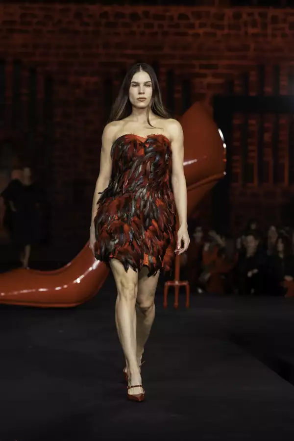 benito-santos-diablo-viste-moda