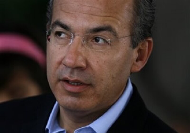 El presidente Felipe Calderón dijo que en febrero pasado se generaron 100,000 nuevos empleos. (Foto: AP)