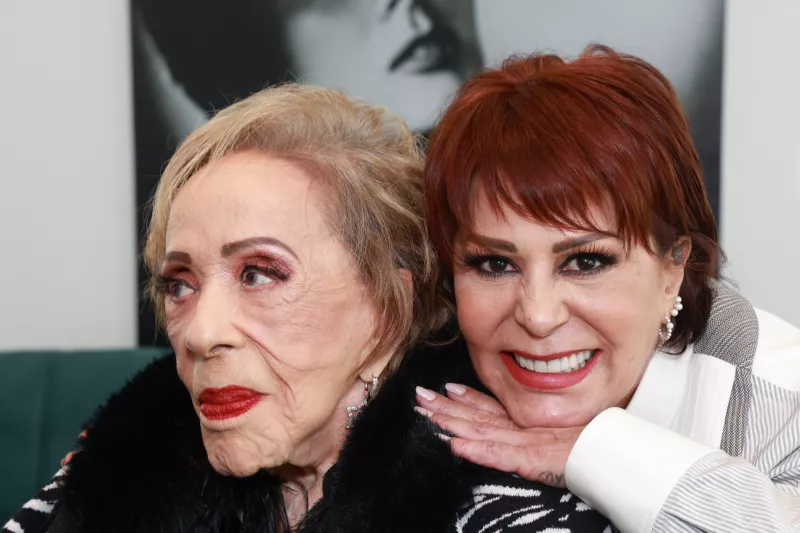 Silvia Pinal y Alejandra Guzmán