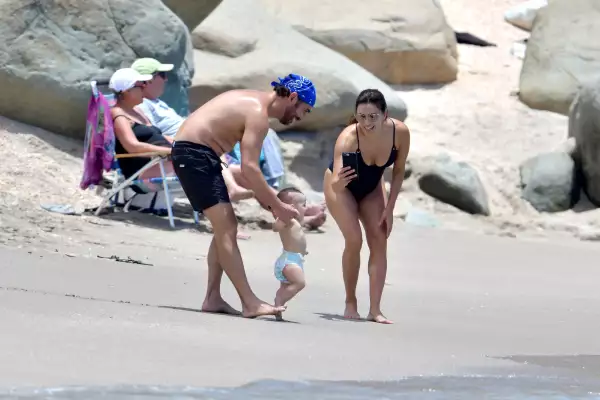 PREMIUM EXC Eva Longoria, Jose Baston