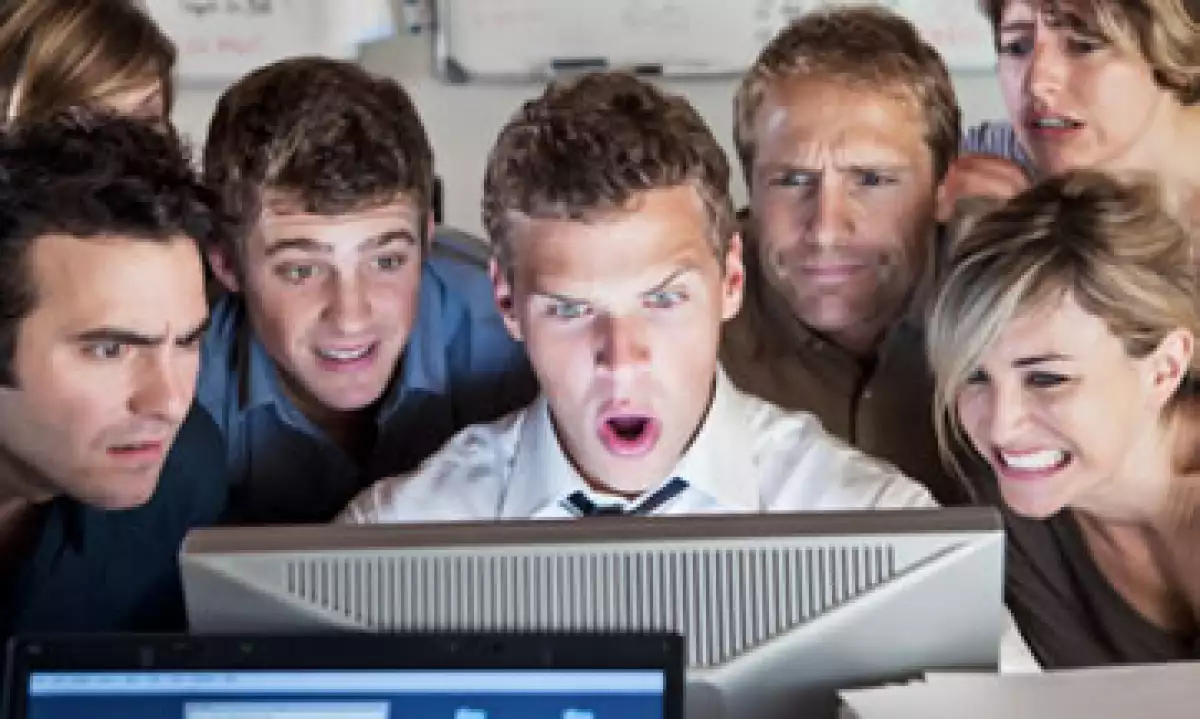 Cuida las fotos y comentarios en tus perfiles de redes sociales. (Foto: Getty Images)