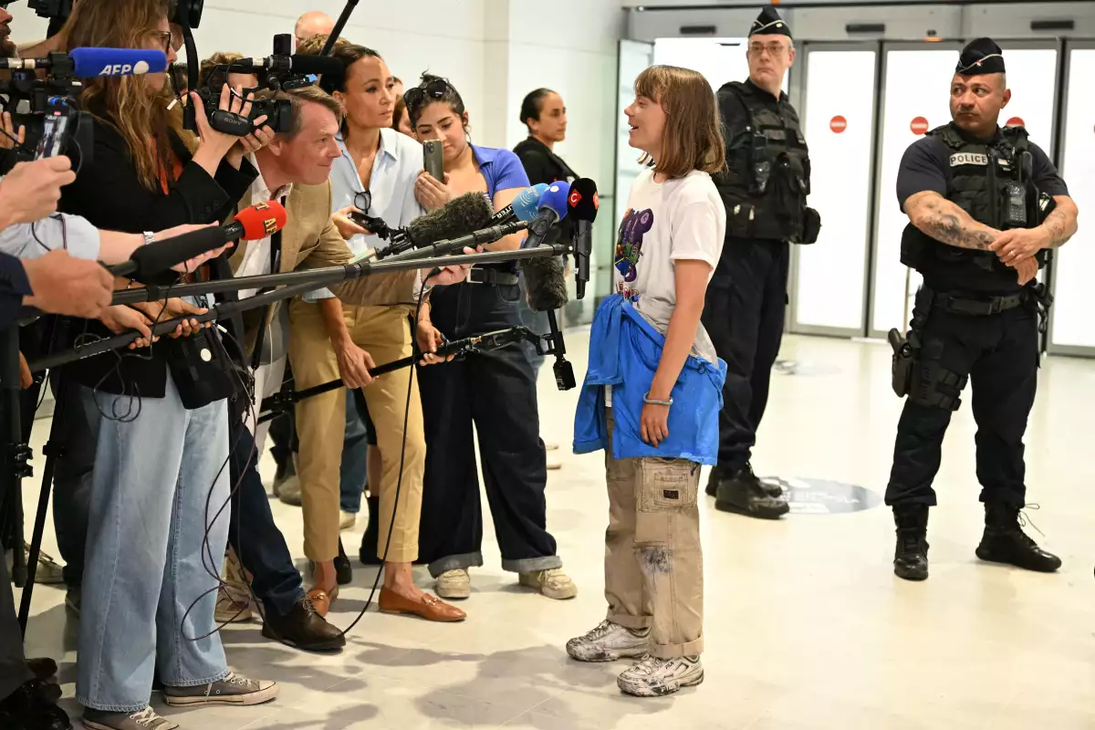 Israel expulsa a Greta Thunberg tras interceptar barco con destino a Gaza