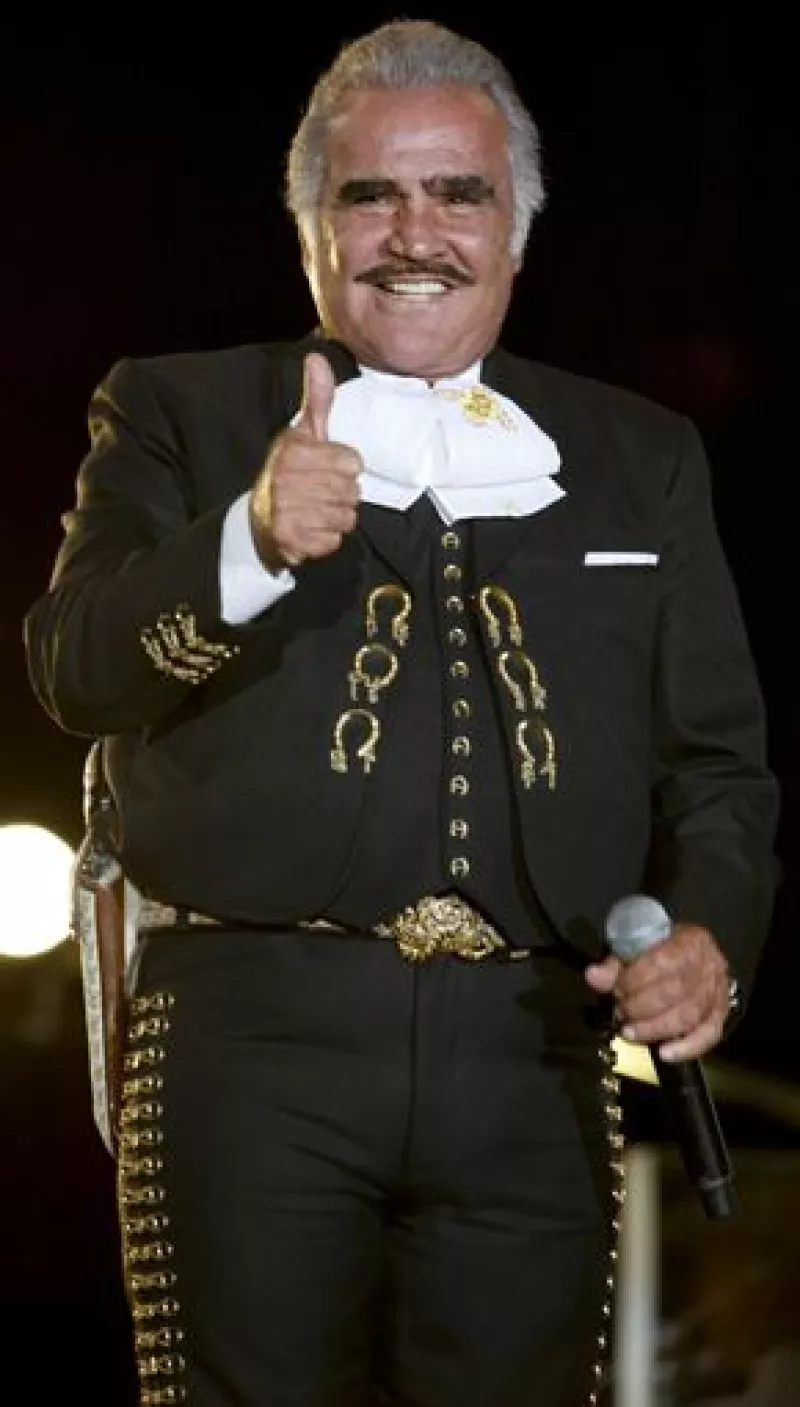 El cantante compartirá con cerca de 700 personas de la tercera edad que viven en la casa ubicada en el barrio Bosque Popular en Colombia.