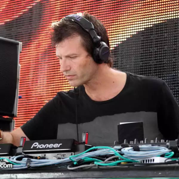 Dj Hernan Cattaneo