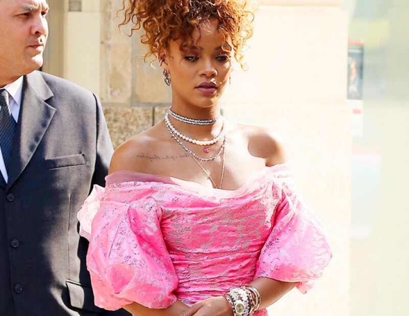 Diane Kruger se ve espectacular en terciopelo, pero Kim Kardashian se equivocó de talla y Rihanna nos tiene confundidos. ¿Es mejor vestida por divertida o es peor vestida por ochentera? Ustedes dirán.