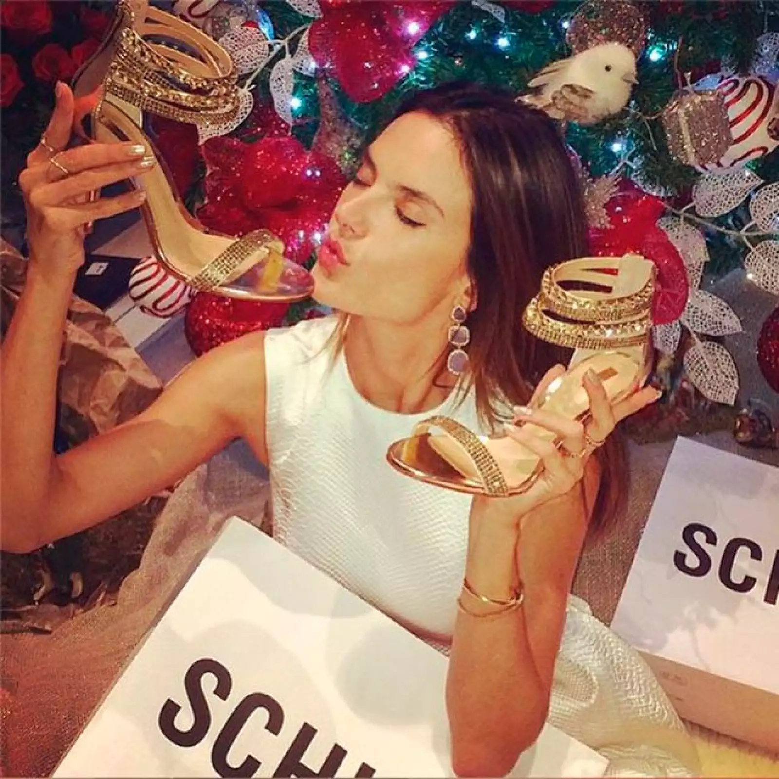 Zapatos, el mejor regalo de Navidad para la supermodelo.