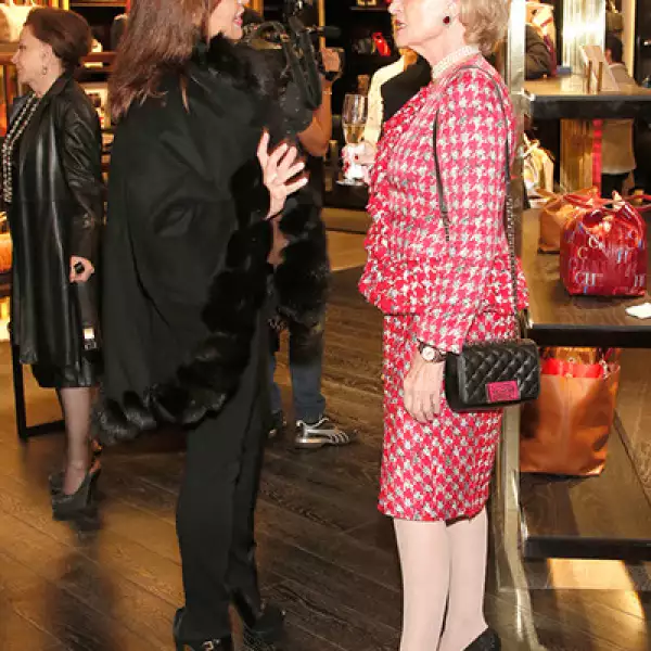 Maria Esther Villar y Viviana Corcuera