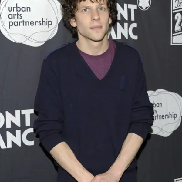 No fue casualidad que eligieran a Jesse Eisenberg para interpretar a Mark Zuckerberg, creador de Facebook.