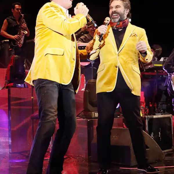 Show Emmanuel y Mijares