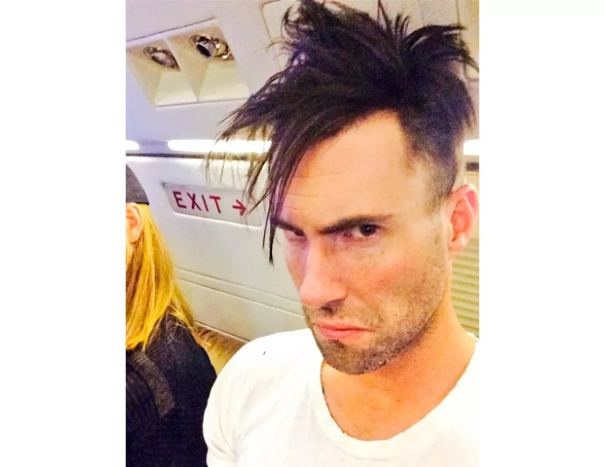 Adam Levine fue nombrado el hombre más sexy del mundo.