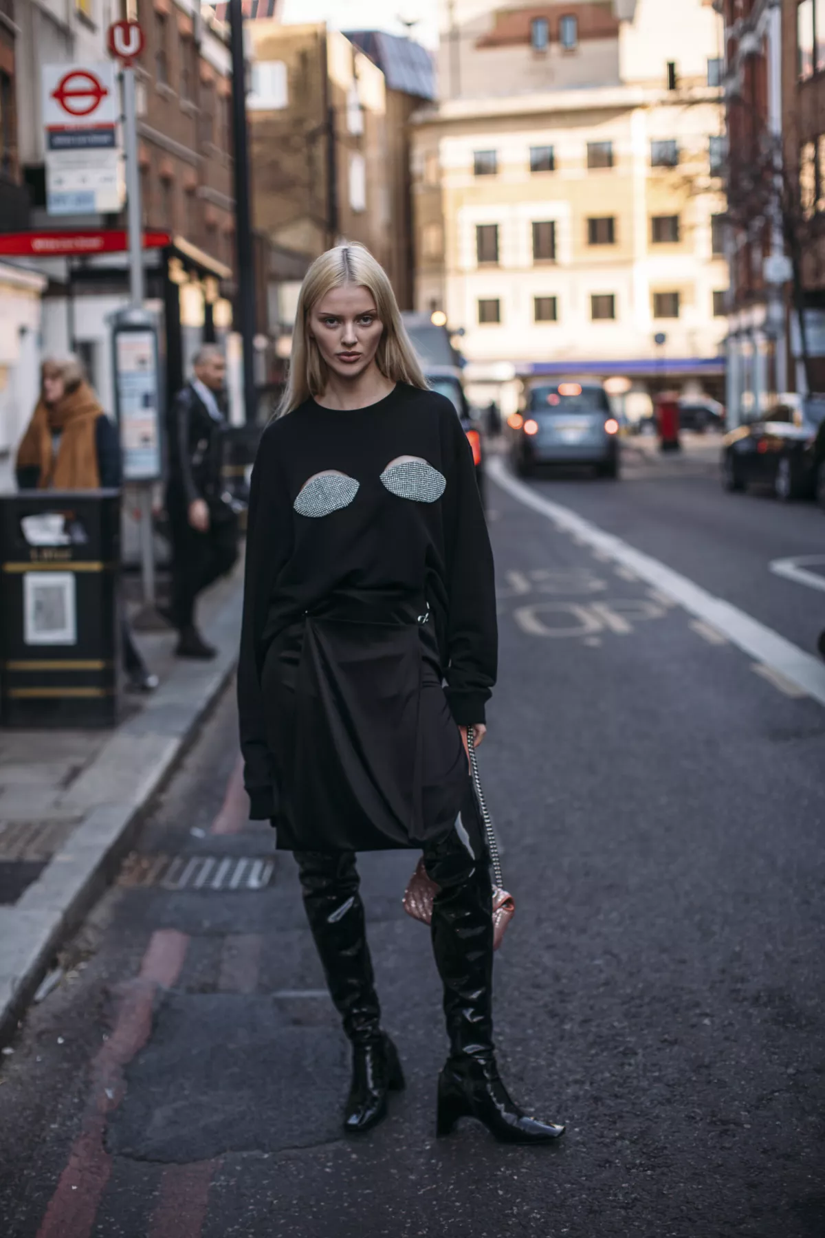 London str F23 0831.jpg