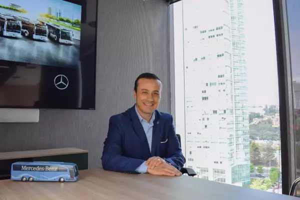 Raúl González, Mercedes-Benz Autobuses