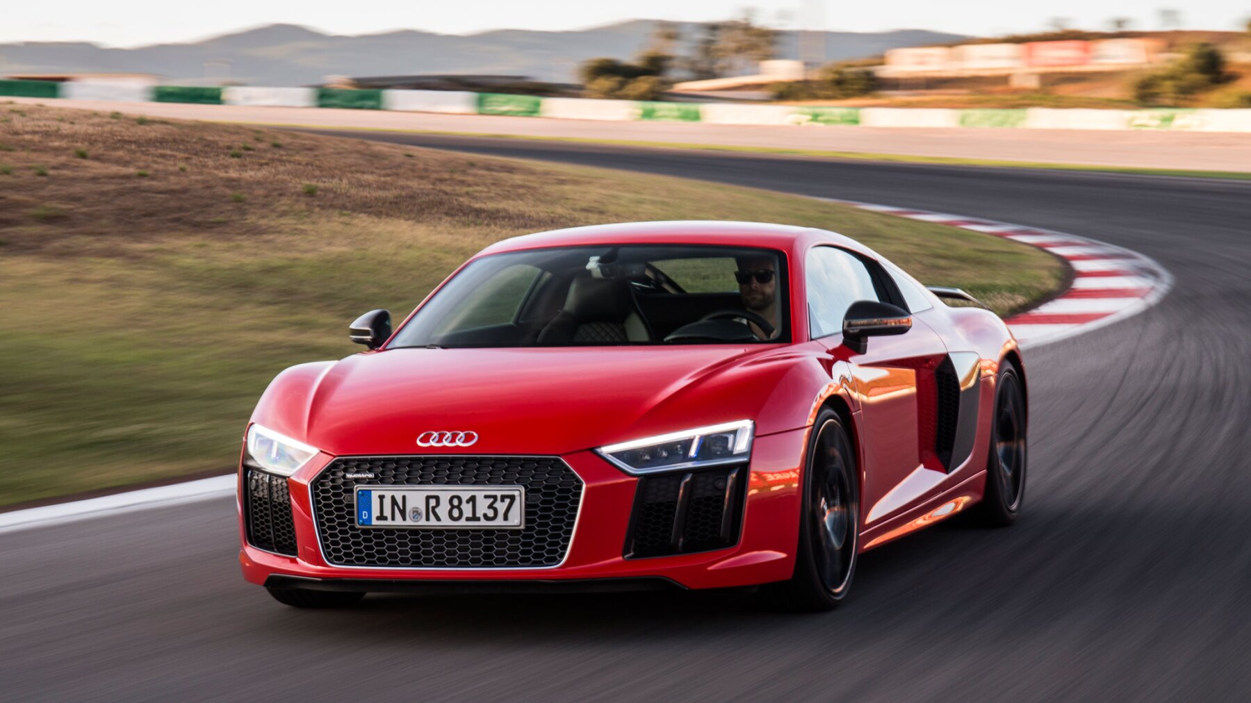 Audi R8 V10 Plus