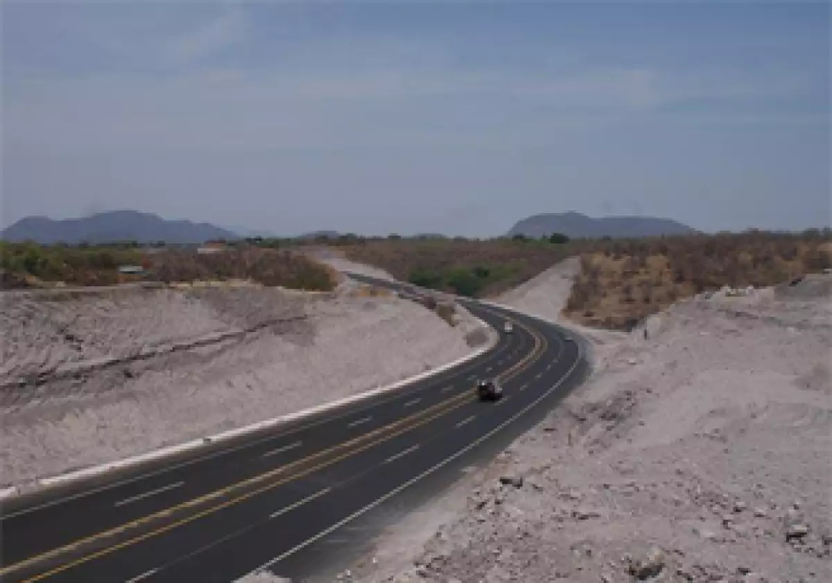 Sector privado invertirá 6,794 mdp en carreteras de Michoacán. (Foto: Cortesía SCT)