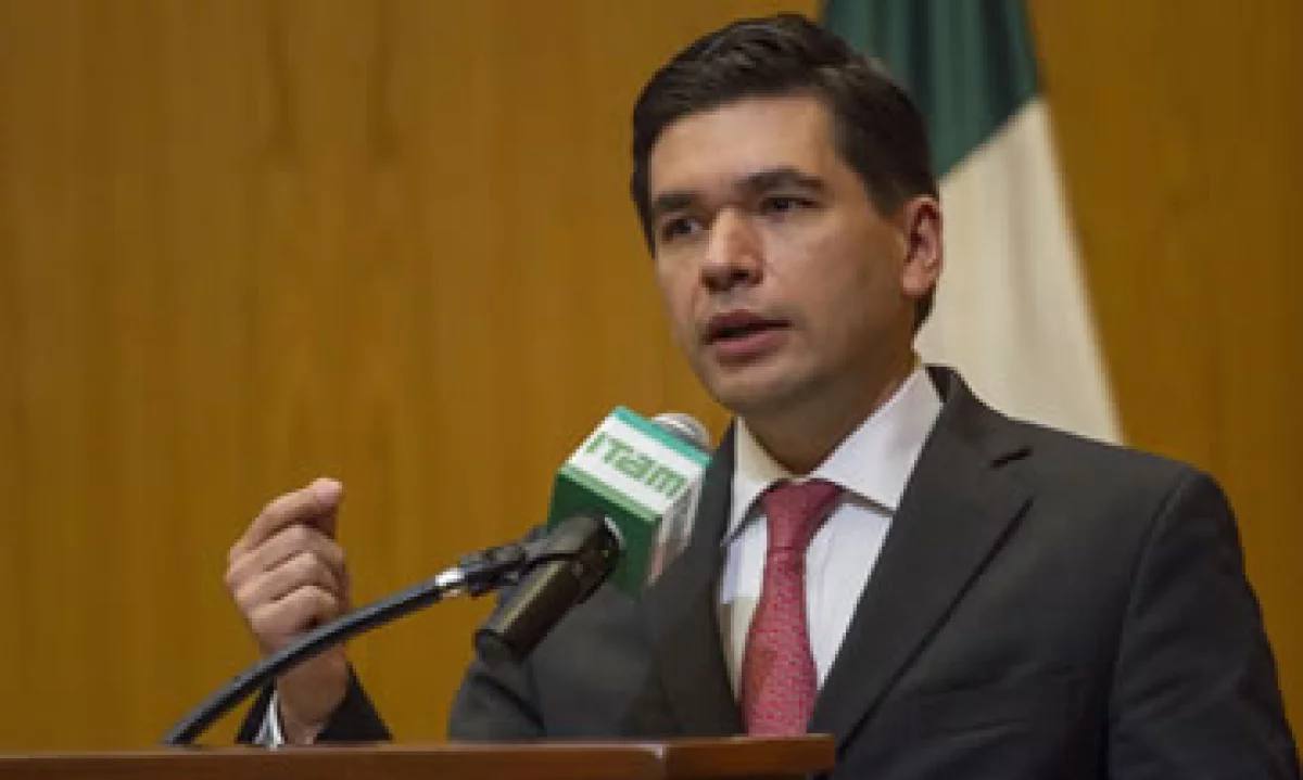Fernando Aportela aseguró que el objetivo es fortalecer el gobierno corporativo de las instituciones financieras. (Foto: Cuartoscuro)