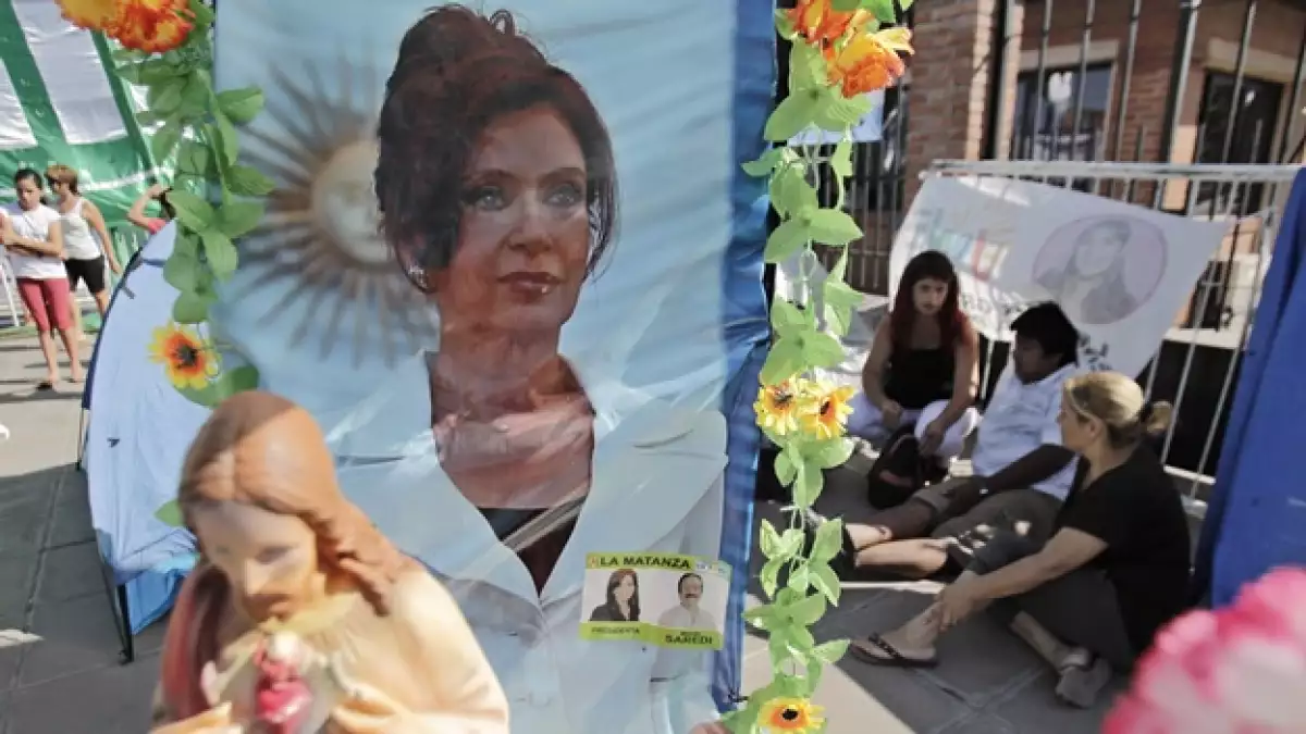 vigilia por cristina fernandez