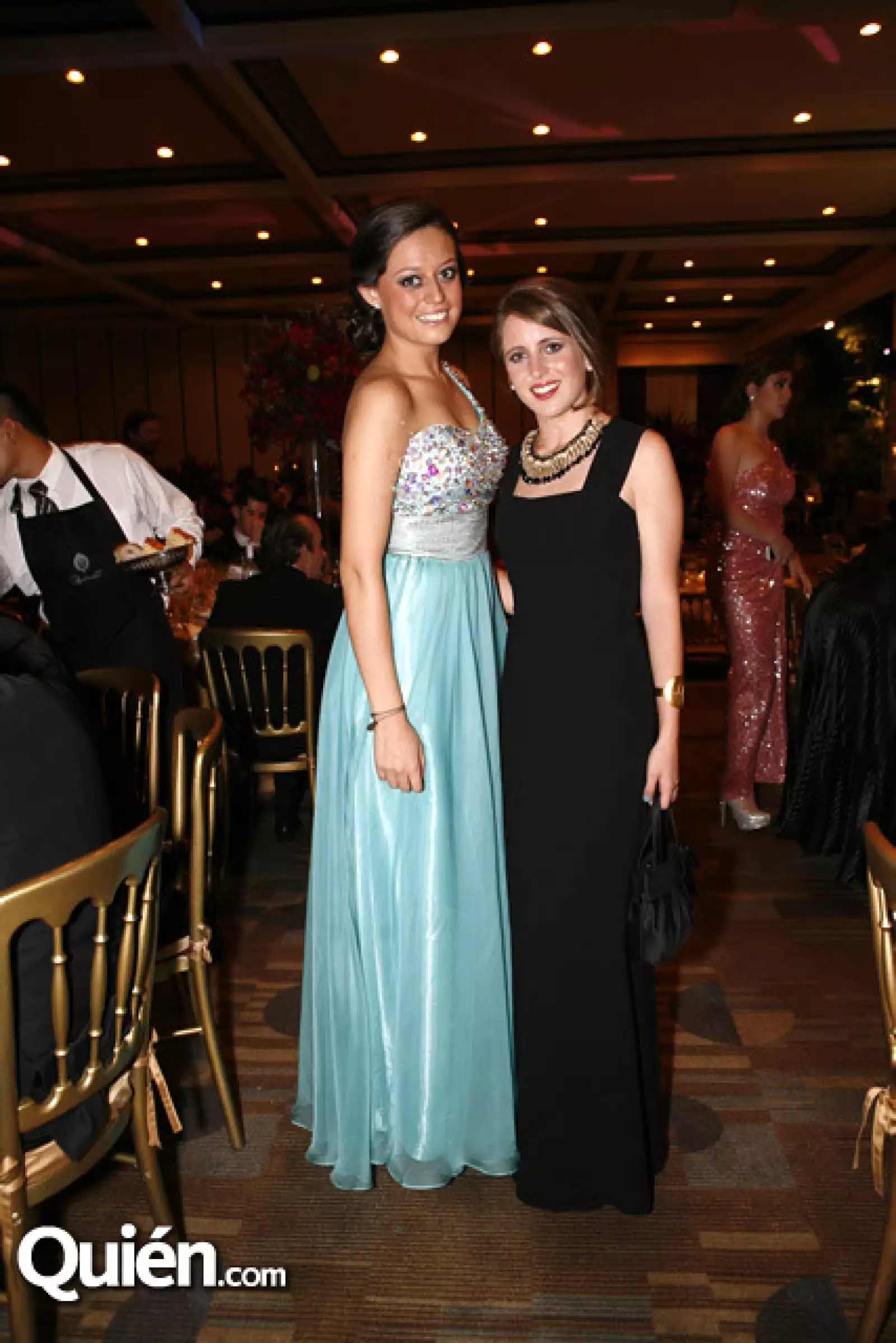 Renata Ezquerro y Mater Campuzano