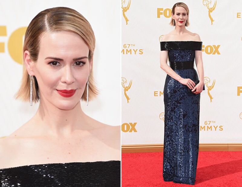 Sarah Paulson usó un vestido hecho a la medida de Prabal Gurung.